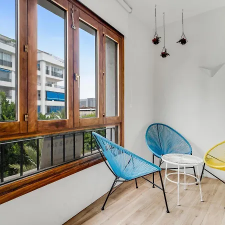 Sanders Sol 2 - Modern Two-bedroom In The Heart Of Puerto Banus Nightlife * Marbella